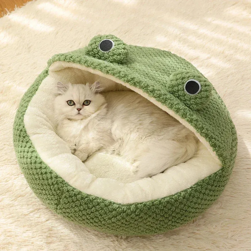 Green Frog Pet Bed