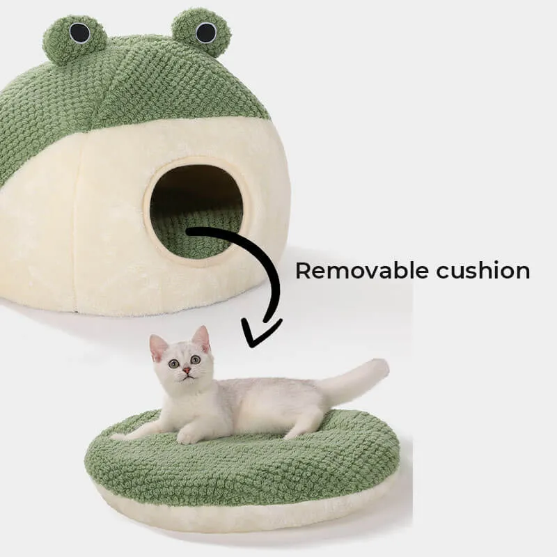 Green Frog Pet Bed