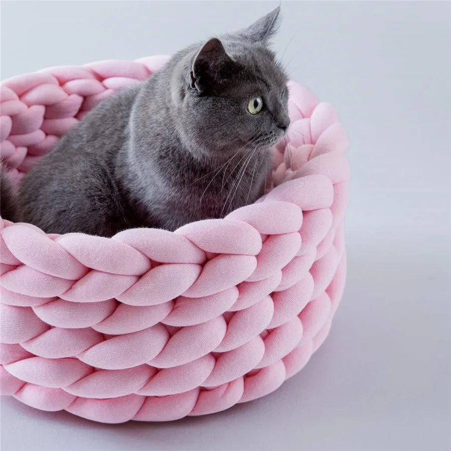 Hand Woven Chunky Knit Pet Bed