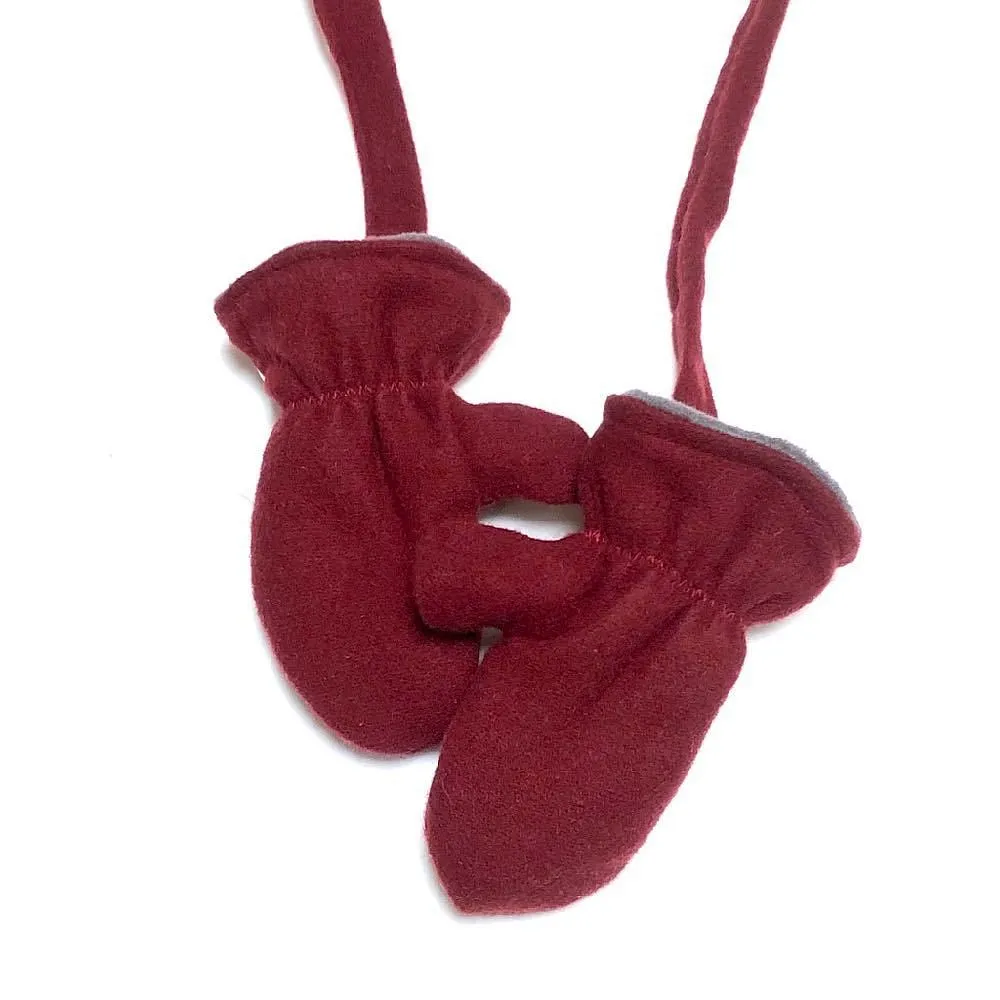 Mittens in Garnet woolies